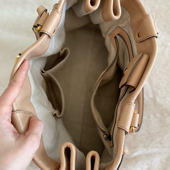 Gucci Leather Tote - Picture 2 of 16